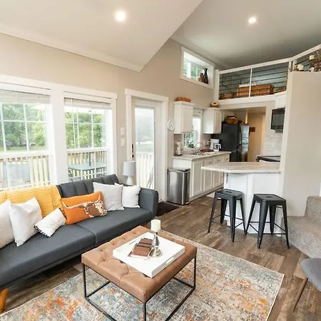 Pet Friendly Tiny House Rental With New Access To Guadalupe River Nbtx New Braunfels Exterior photo
