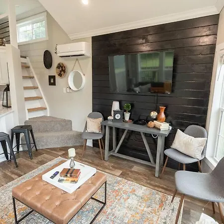 Pet Friendly Tiny House Rental With New Access To Guadalupe River Nbtx New Braunfels Exterior photo